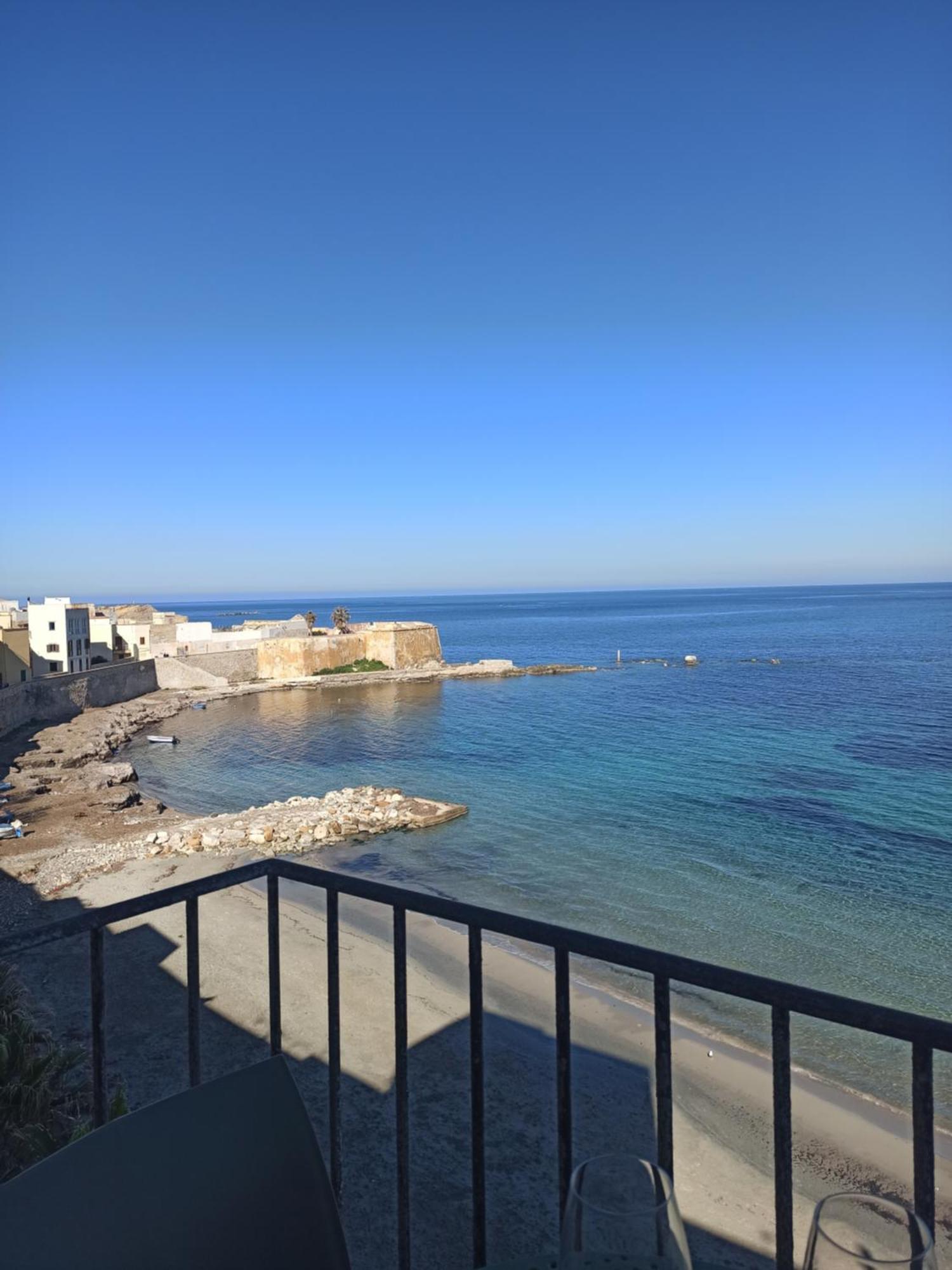 Appartement Il Poggiolo Sulle Egadi à Trapani Extérieur photo
